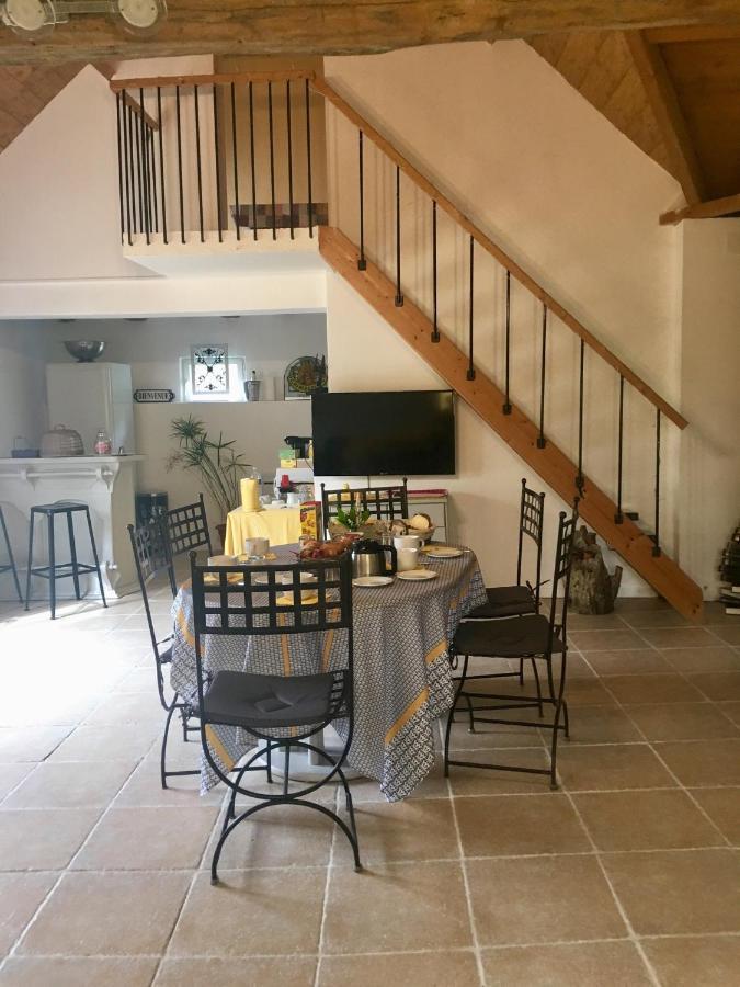 Le Grand Coudreau Bed and Breakfast Nazelles-Negron Buitenkant foto